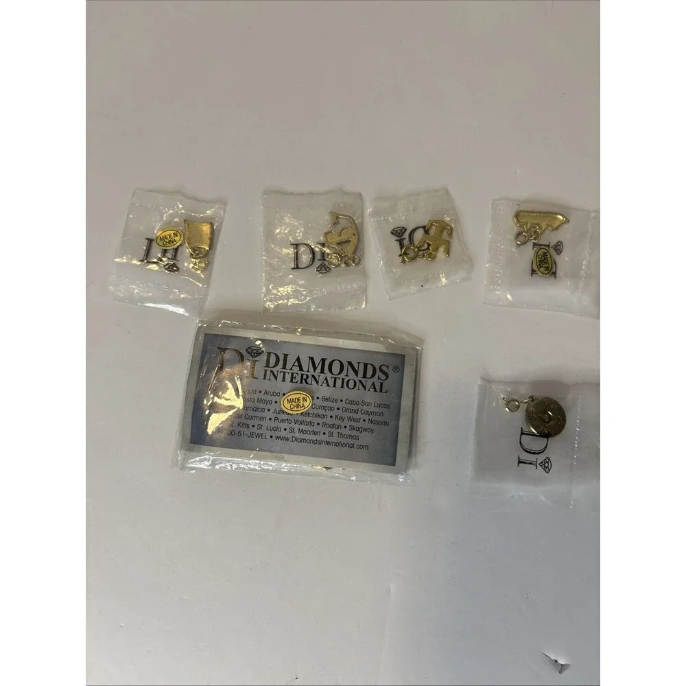 Vtg Di Diamonds International Charm Bracelet w/ Charms; Scuba Ship Anchor Hat - Picture 7 of 7
